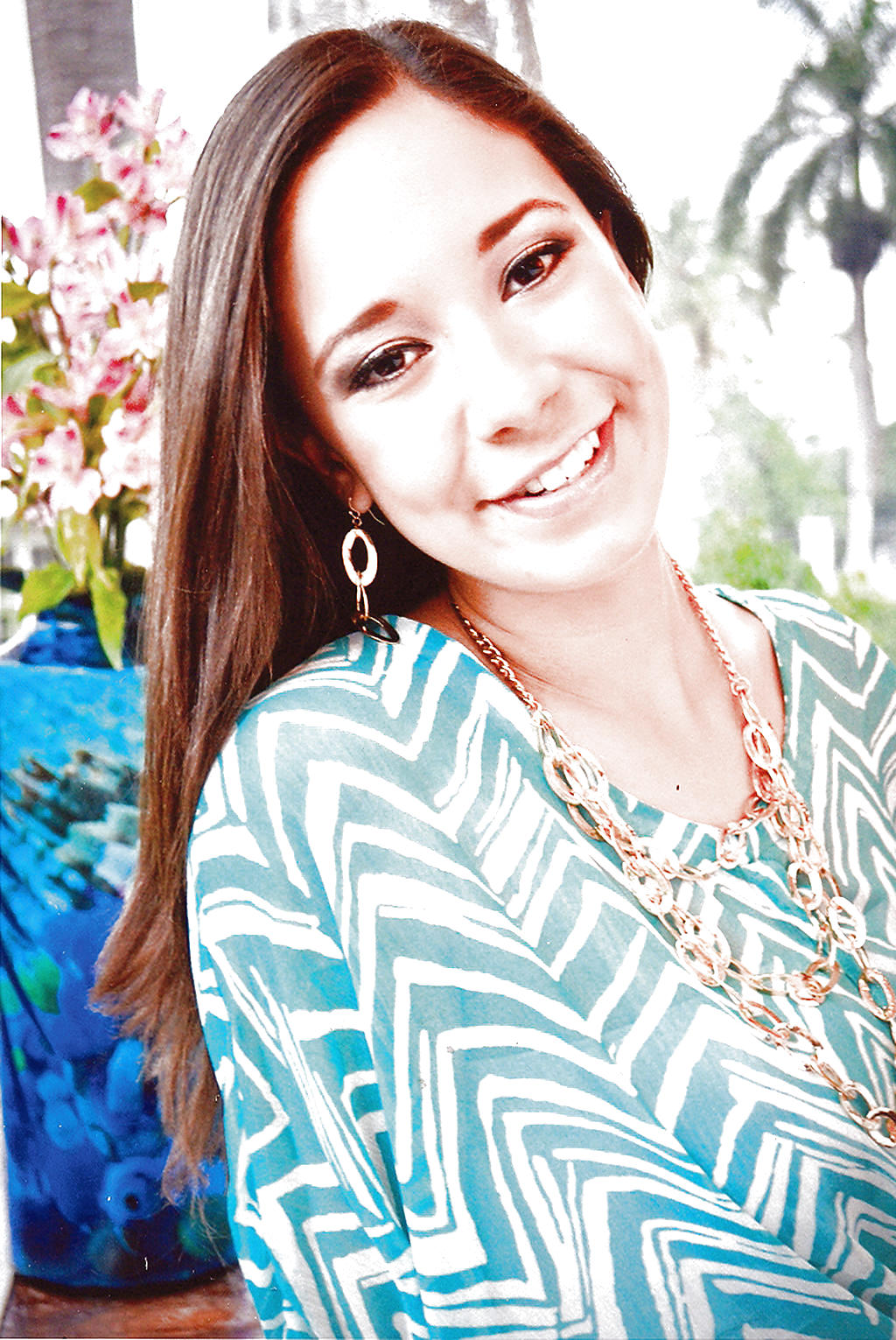 Es una de las bellas jovencitas que apreciaremos el 7 de julio en el Festival de Debutantes 2012. Es hija del señor Juan Angelo Ibañez Díaz y la distinguida Dama Guadalupana Ivette Marie Castro de Ibañez, así como nieta de la Dama Guadalupana Celia Díaz d