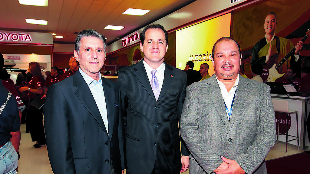 David de Castro, Eynar Samudio y Franklin Almillategui, representantes de Ricardo Pérez.()