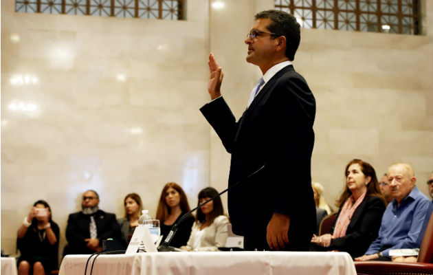 Cámara Baja de Puerto Rico aprueba designación de Pierluisi como Secretario Estado Pedro Pierluisi ante los miembros de la Cámara Baja. Foto: EFE.