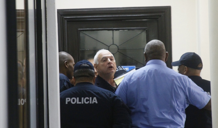Ricardo Martinelli. Ricardo Martinelli.