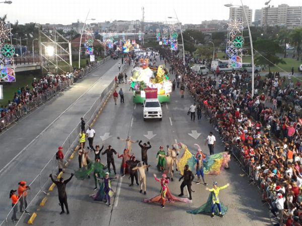 La Cinta Costera se construyó contigua a la Avenida Balboa, y es el lugar predilecto para actividades masivas. Foto de Archivo