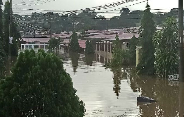 Así quedó Plaza Valencia, residencial ubicado en Panamá Norte, durante el fin de semana. Foto: Cortesía