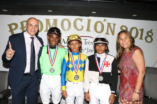 Carlos De Oliveira Jr. Luis Pedroza, Jean Carlos Rodríguez, Joseph Trejos y Graciela Yung Shing