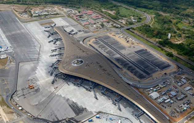 Actualmente, opera con 34 puertas de abordaje con un promedio de 400 vuelos por día, 84 destinos en más de 37 países en América, Europa y pronto Asia.
