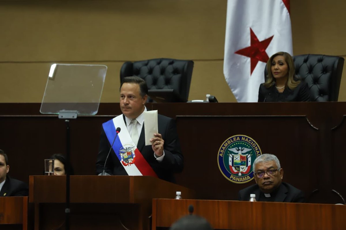 Presidente Juan Carlos Varela. 