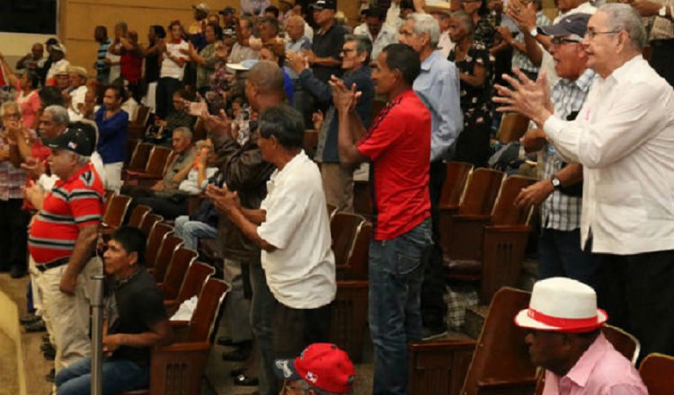 La Asamblea Nacional aprobó en tercer debate el proyecto que establece el bono para los jubilados.