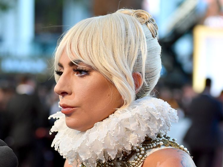 Durante una fiesta, la estrella pop Lady Gaga habló sobre la violación que sufrió cuando tenía 19 años.