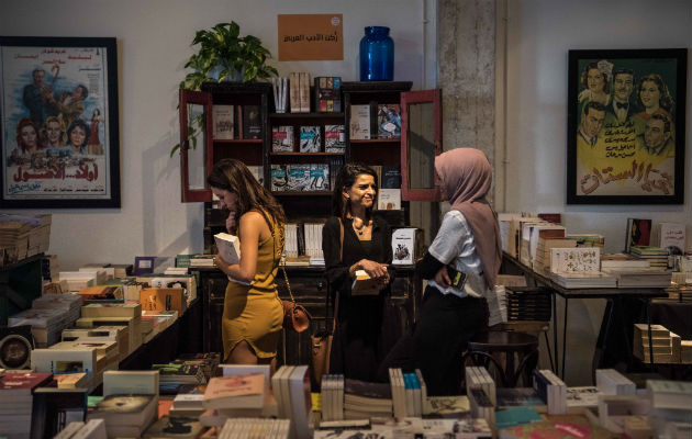 Libros libaneses fueron vetados de una feria del libro. Foto/ Sergey Ponomarev para The New York Times.