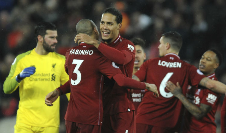 Liverpool se ganó el clásico. Foto Ap