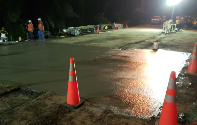 Vía en Loma Cova será reabierta el lunes. Foto/Cortesía