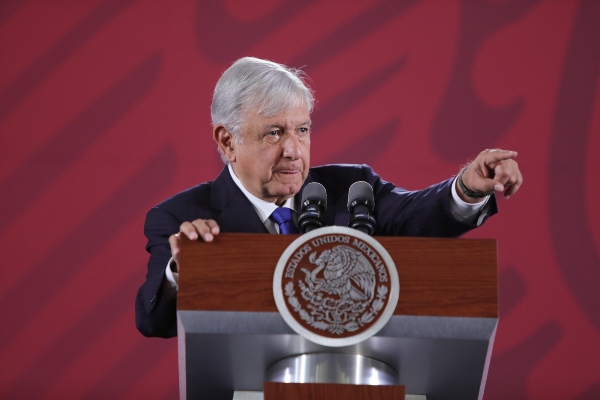 Andrés Manuel López Obrador dijo que México se equivocó al permitir que Estados Unidos confiscara el dinero. FOTO/EFE