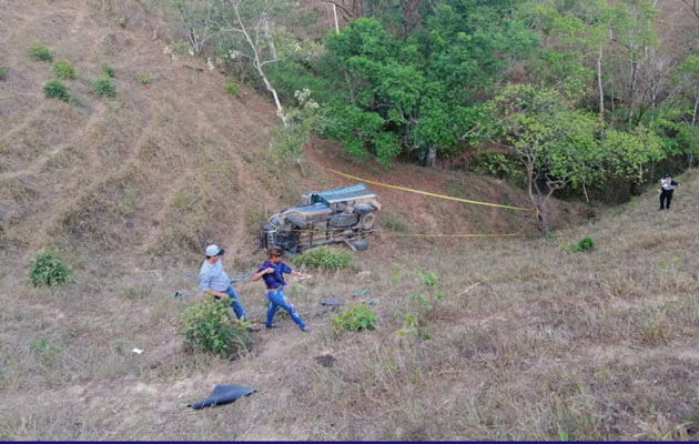 Es el tercer muerto por accidente de tránsito en el área de Macaracas, luego que dos personas fallecieron en el área de Los Bajitos. Foto/Thays Domínguez