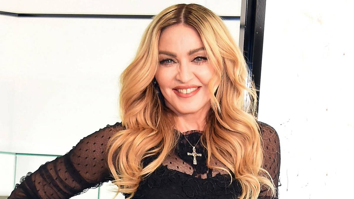 Ahora ha sido Madonna quien ha querido bromear con el asunto de su nuevo tono de pelo. 