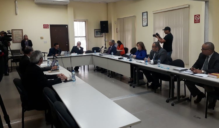 El Pacto de Estado se reunión ayer  para definir la hoja de ruta a cumplir.  Foto de cortesía