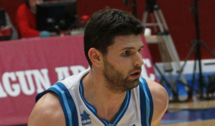 Manolis Papamakarios cuando jugaba en el Aro Gipuzkoa.  Foto Gipuzkoa Basket Bbc
