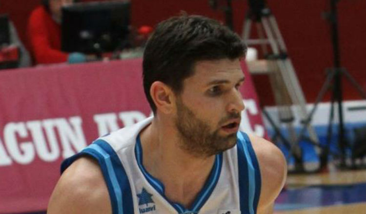 Manolis Papamakarios cuando jugaba en el Aro Gipuzkoa. Foto Gipuzkoa Basket Bbc