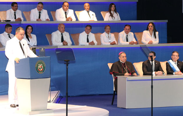 Marcos Castillero, diputado del PRD, se fue de viaje a Nueva York; habilitó a su suplente. Foto: Asamblea Nacional.