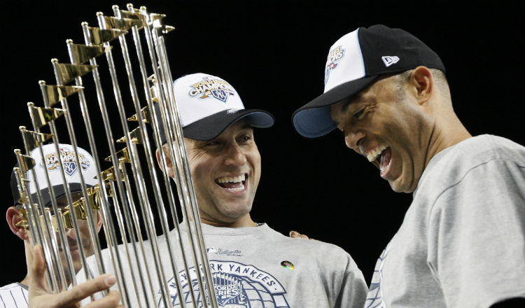 Mariano Rivera junto a Derek Jeter Foto AP