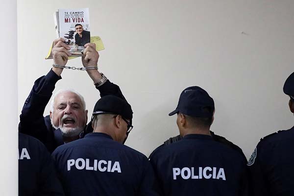 Expresidente Ricardo Martinelli incapacitado; audiencia se reanuda el próximo lunes 26. Foto: Panamá América.