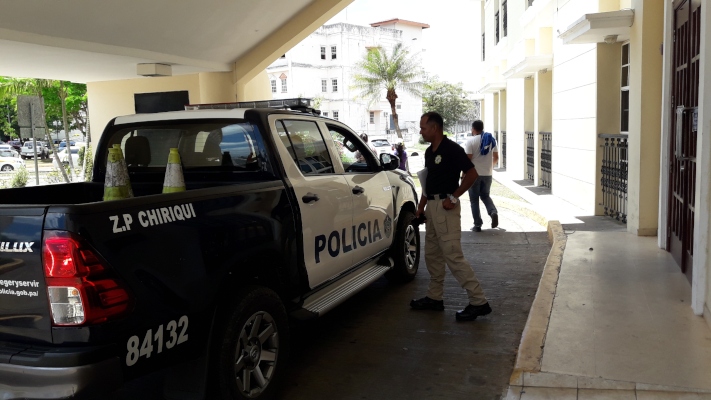 Los dos menores permanecerán detenidos por un período de nueve meses mientras duren las investigaciones, donde también se legalizó la aprehensión y fueron enviados al centro de Cumplimiento de Menores Aurelio Granados. Foto/Mayra Madrid