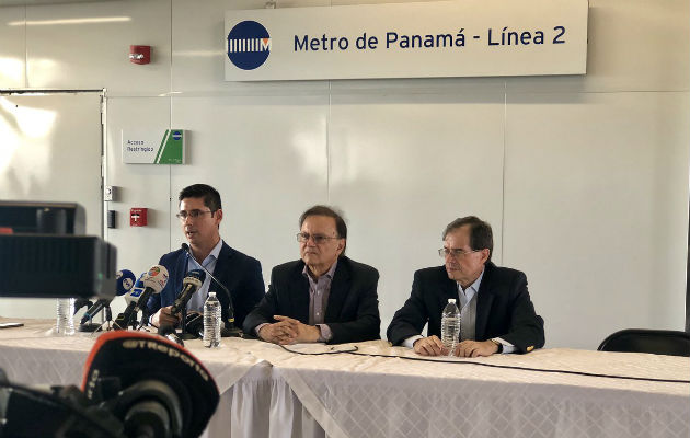 La conferencia de prensa la dirigió el presidente del Metro de Panamá, Roberto Roy.