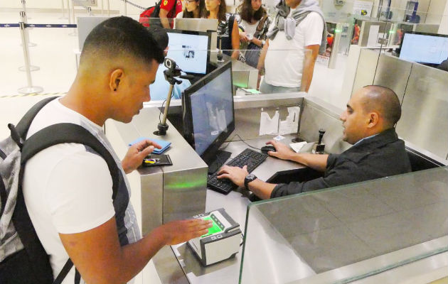 A extranjeros no se les permitiera la entrada a suelo nacional. Foto: Migración