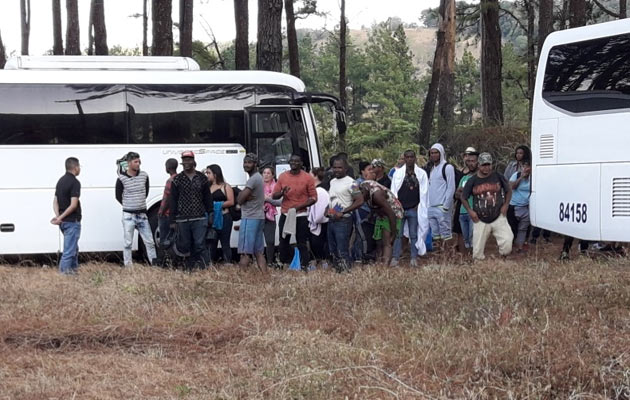 No hay un número de los cubanos trasladados al albergue, ya que este dato lo maneja el Servicio Nacional de Migración  quien deberá definir el estatus de los ilegales que ingresaron por Colombia. Foto/José Vásquez