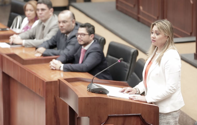  “Aprender Haciendo” es una iniciativa de inserción laboral para jóvenes entre 17 y 24 años.