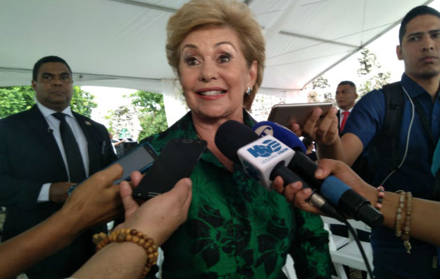 La expresidente Mireya Moscoso aboga por la unidad del Partido Panameñista. 