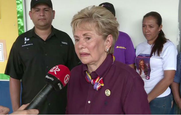 La expresidenta Mireya Moscoso se reactivó políticamente en estas elecciones primarias.