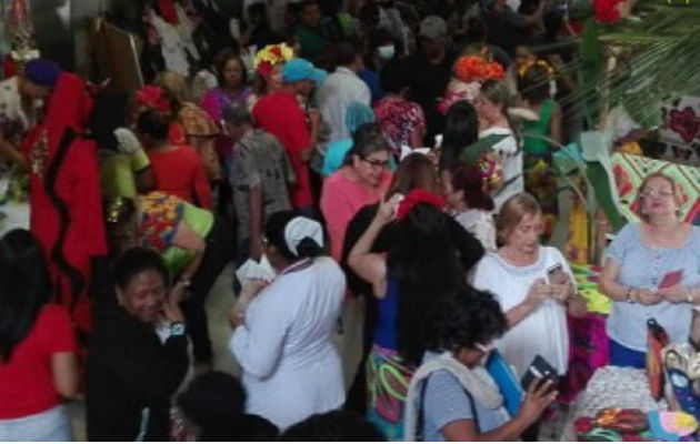 Murga escandalosa en el Complejo Hospitalario. Foto: Archivo