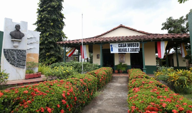 El Museo Manuel F. Zárate se encuentra ubicado en Guararé, provincia de Los Santos, y actualmente está cerrado por mantenimiento.