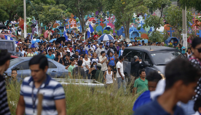 Codeni condenó el asesinato de Matt Andrés Romero, de 16 años, muerto a tiros el pasado domingo mientras participaba en una marcha antigubernamental. FOTO/AP