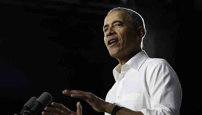 Barack Obama criticó duramente las políticas del Gobierno del presidente Donald Trump, al que no mencionó por su nombre en ningún momento. FOTO/AP