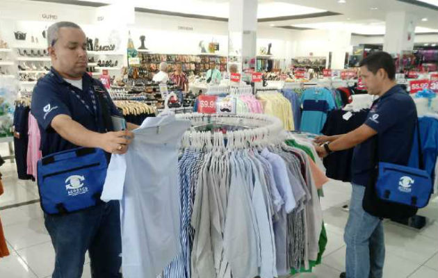 La mercancía debe tener el precio regular y el de oferta, a la vista. Foto: Acodeco