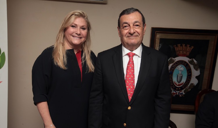 Orit Btesh y Omar Jaén Suárez. Foto: Archivo.