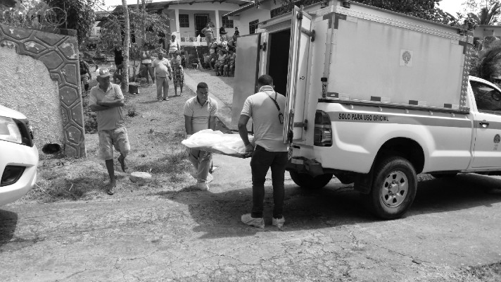 Uno de los cuatro asesinatos que se registraron en la provincia de Panamá Oeste durante el pasado fin de semana. Foto: Eric Montenegro. Epasa.