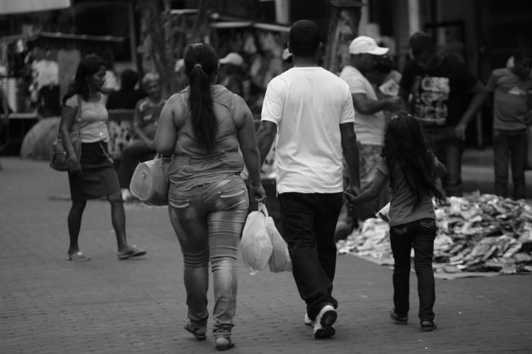 No se puede descartar que hay un pueblo resentido y hasta un tanto fastidiado de los partidos políticos, cosa que se ha acentuado en los últimos quinquenios merced a los graves casos de corrupción que se han dado en el país. Foto: Archivo.