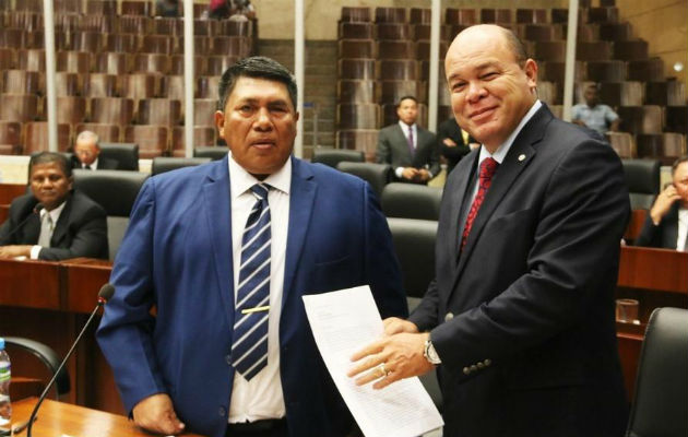 Abel Beker Ábrego logró encender las redes tras admitir que mintió para obtener votos. Foto: Asamblea Nacional.