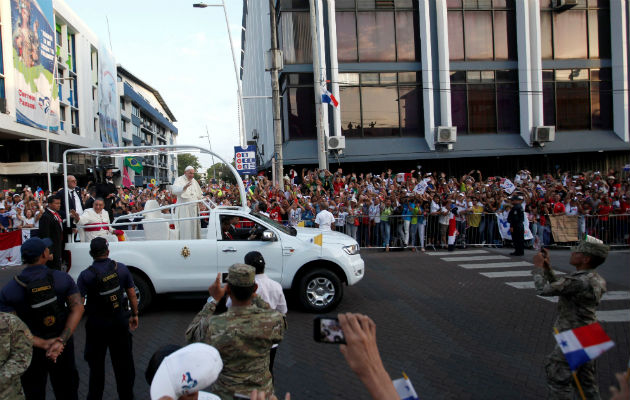 Recorrido del Papa Francisco paralizó Panamá. Foto: EFE/AP