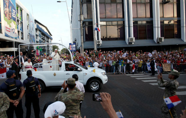 Recorrido del Papa Francisco paralizó Panamá. Foto: EFE/AP
