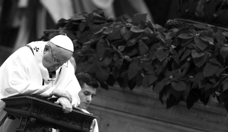 El papa Francisco clamó, durante la sexta Misa de Gallo de su pontificado, contra 