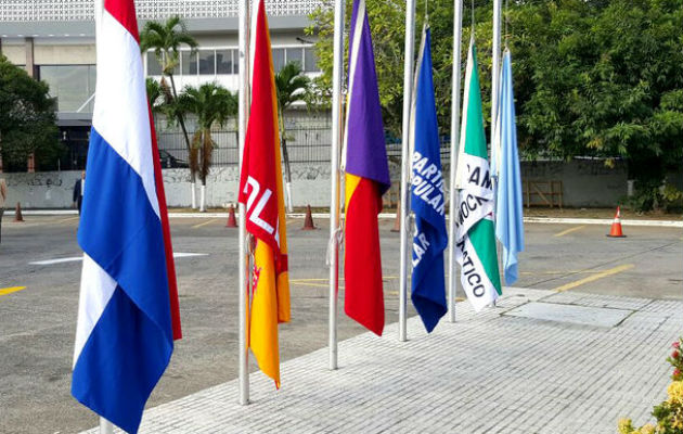 Directiva de los partidos políticos deciden cuántos puestos reservan.