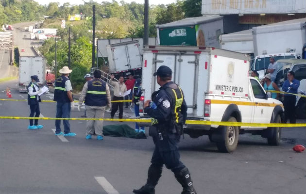 Al lugar llegaron unidades de la Policía de Tránsito y Senafront. Foto: Mayra Madrid.  