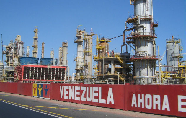 Estados Unidos mantiene las compras de petróleo venezolano