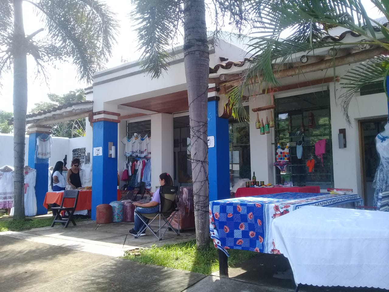 Ambiente de la feria cultural. Foto: Lissette Zorrilla