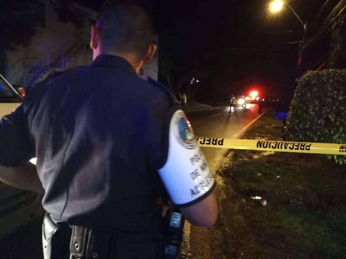 Un sargento y dos delincuentes fallecen en tras intenso tiroteo en Penonomé. Foto: Trafico Panamá.