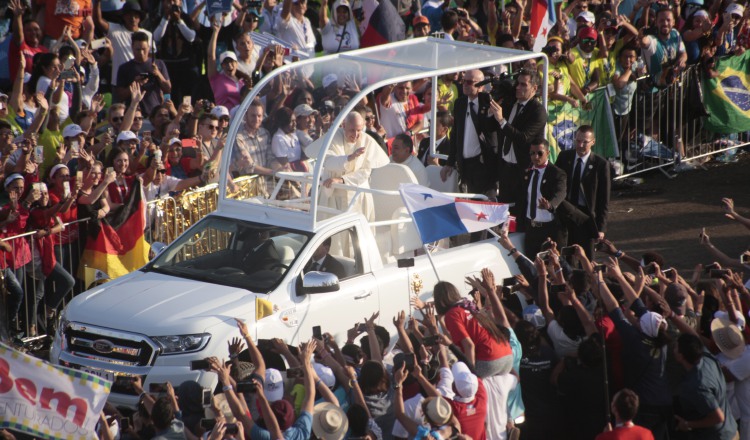 Hubo más turistas que peregrinos para la Jornada Mundial de la Juventud y la visita del papa Francisco, que culminó el domingo. Archivo