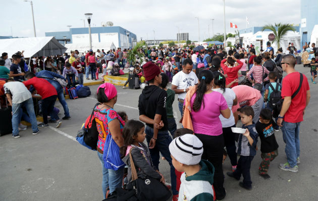 El anuncio lo realizó Vizcarra junto con el ministro del Interior peruano, Carlos Morán, tras participar en la tercera deportación de ciudadanos venezolanos que habían ingresado al país con documentos falsos u ocultando sus antecedentes delictivos.