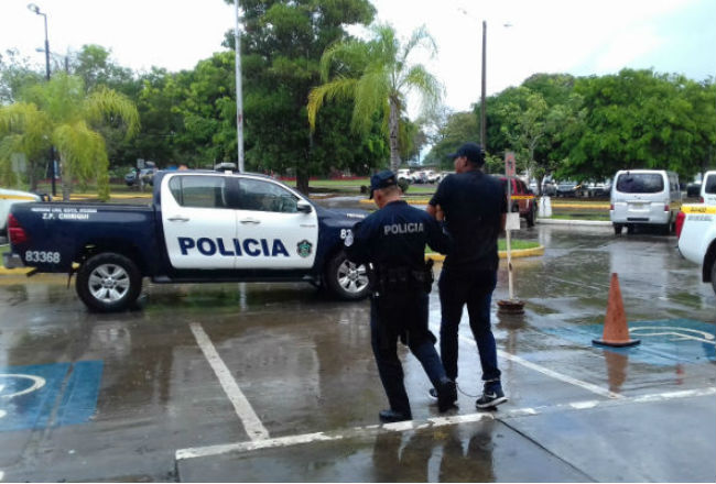 La captura del menor de edad, pro parte de la Policía Nacional se registró en el sector de Juan Díaz.